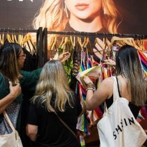 Brasil erra duas vezes ao não taxar plataformas chinesas