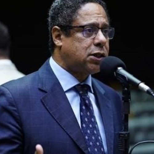 Relatório final de PL das fake news retira proposta de criar agência reguladora – 28/04/2023