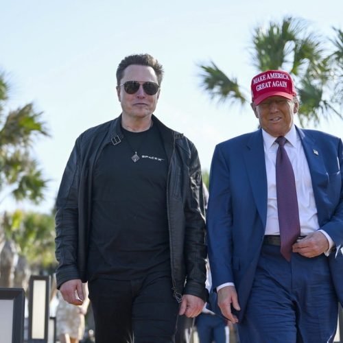 X, de Musk, aceita pagar US$ 10 milhões a Trump para encerrar processo sobre suspensão de sua conta, diz jornal