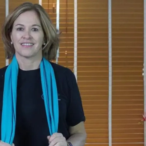 'Virei influenciadora aos 60 anos, e a fama me fez ter burnout'