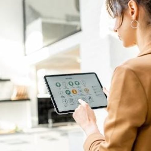 itens para casa inteligente estão em promoção