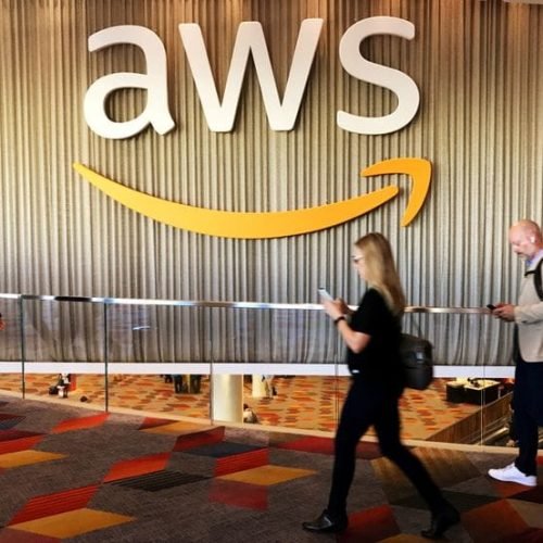 Solana ganha força após Amazon integrar sua blockchain ao serviço AWS Por Investing.com