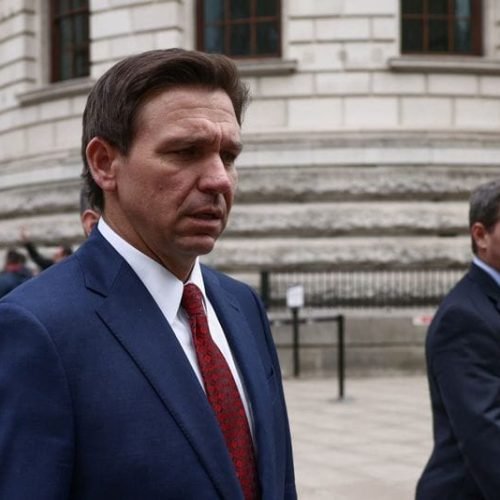 Candidato à presidência dos EUA promete banir CBDC se for eleito Por CriptoFácil