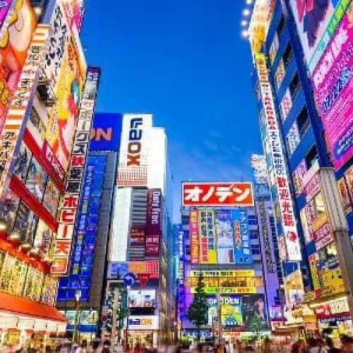 Bairro eletrônico do Japão se reinventa para fugir do vazio da vida digital