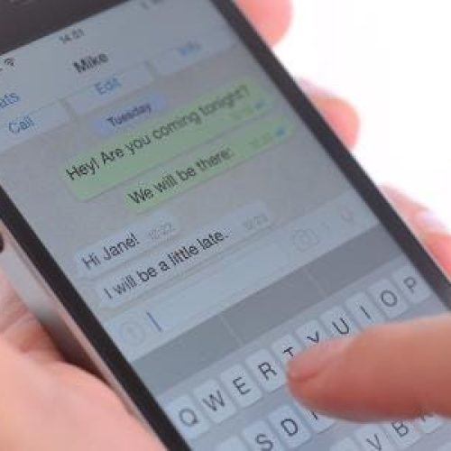 WhatsApp ganha temas e papéis de parede coloridos; saiba como usar