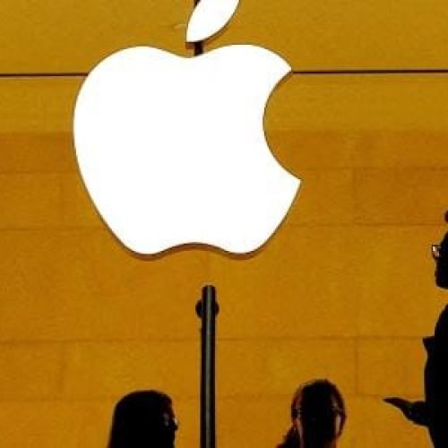 Trump isenta telefones, computadores e chips importados de tarifas sob novas regras