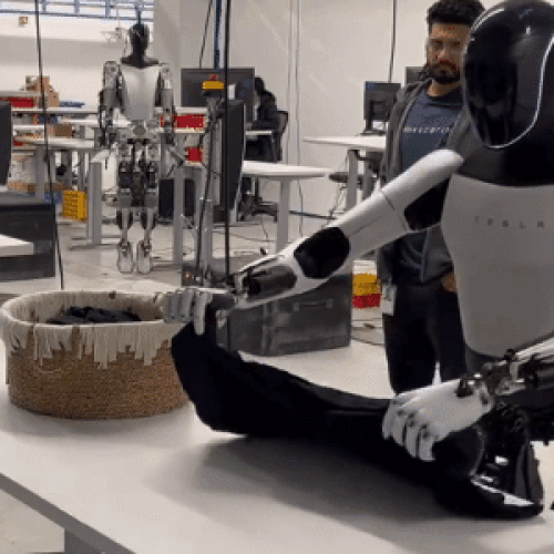 Robô humanoide da Tesla dobra camiseta em vídeo; veja