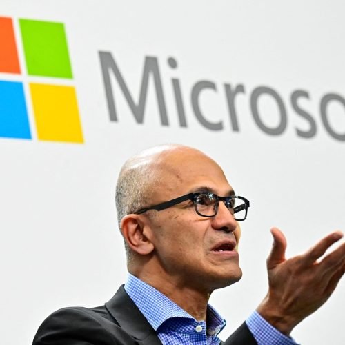Microsoft faz 50 anos: como a big tech saiu de uma garagem e se tornou um império bilionário da tecnologia | Tecnologia