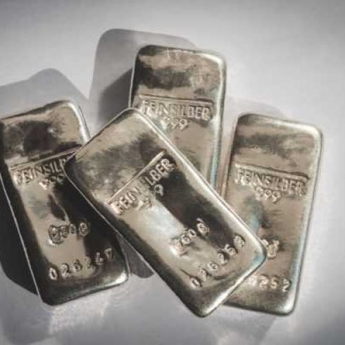 Silver Hangs on by a Thread