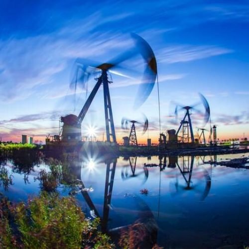 Oil News: Iran Sanctions Threaten Supply While Geopolitical Tensions Build