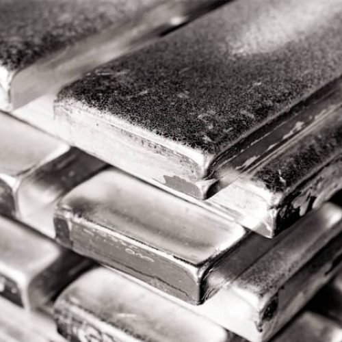 Silver Price Forecast – Silver Continues to See Volatile Moves in Friday Selloff