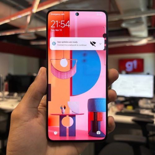 Celulares chineses avançam no Brasil: entenda como as principais fabricantes operam no país